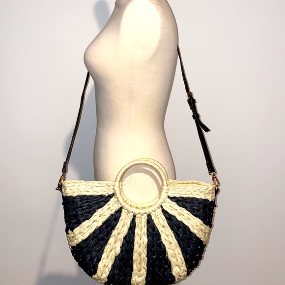 BP by Nordstrom woven straw handbag NWT - Picture 4 of 8